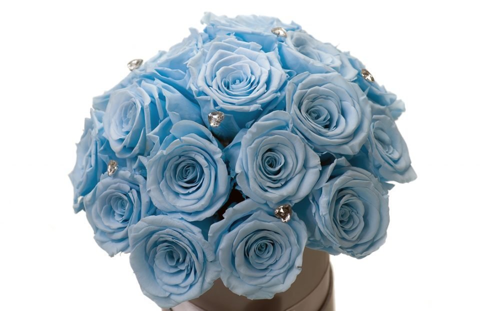 Forever-Blue-Rose-Hat-Box