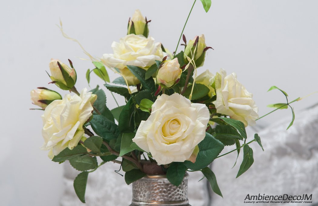 Luxury Real touch roses in vase  Preserved Floral Arrangements