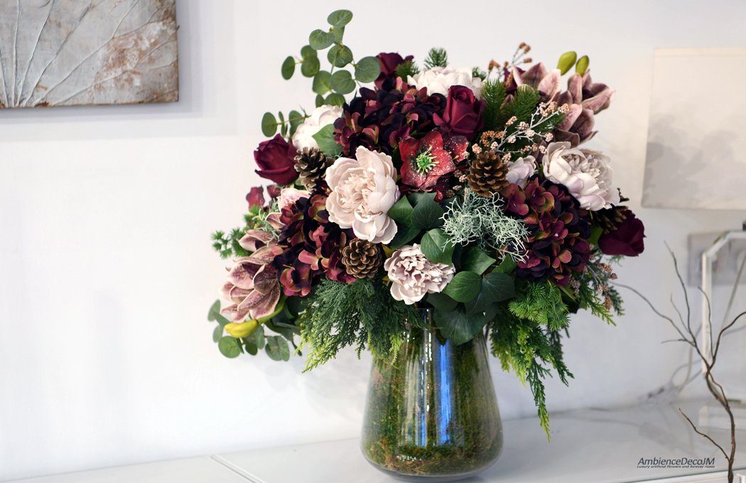 1dburgundyChristmasflowerarrangementLW Large Burgundy Christmas Arrangement