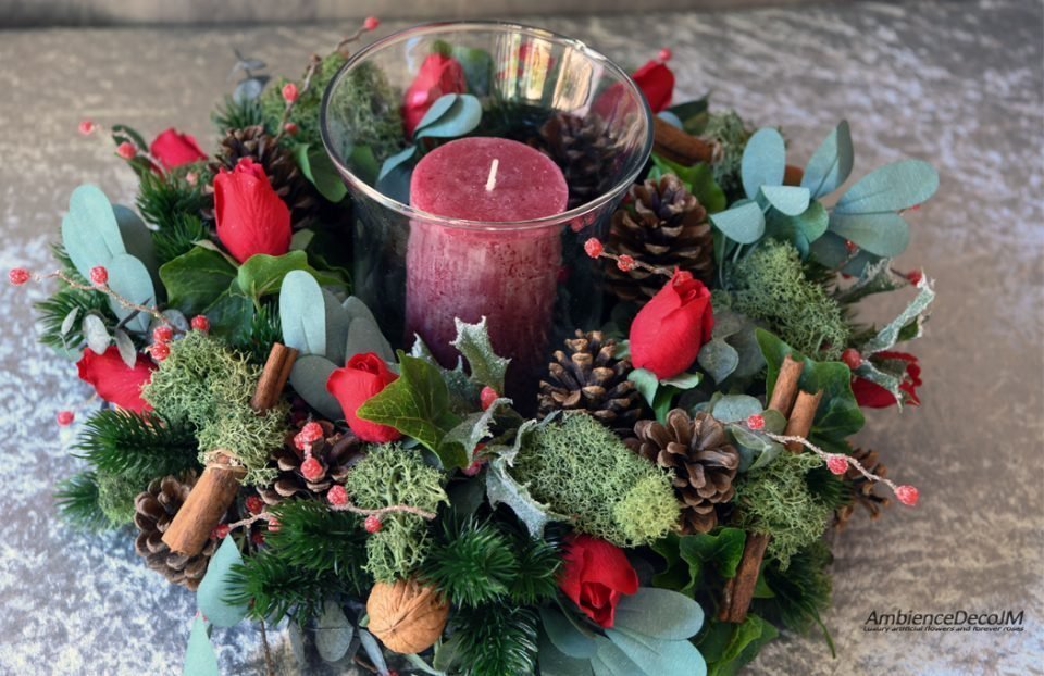 Christmas table wreath with candle